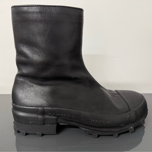 Camper Lab Traktori Black Leather Zip Boot Womens Size 39 - Picture 1 of 12